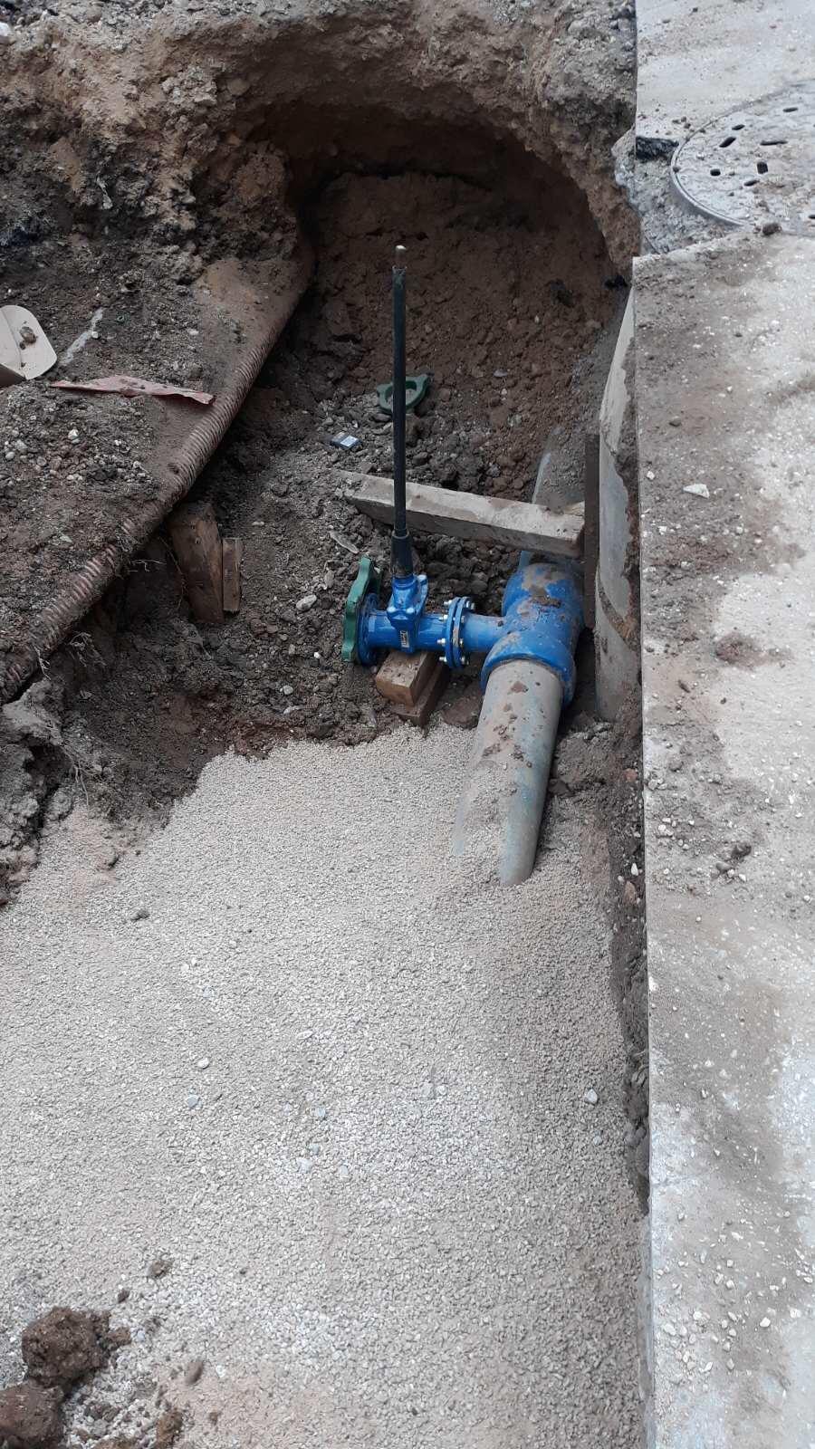 Služba za održavanje vodovodne mreže i objekata:  RADOVI NA VODOVODNOJ MREŽI