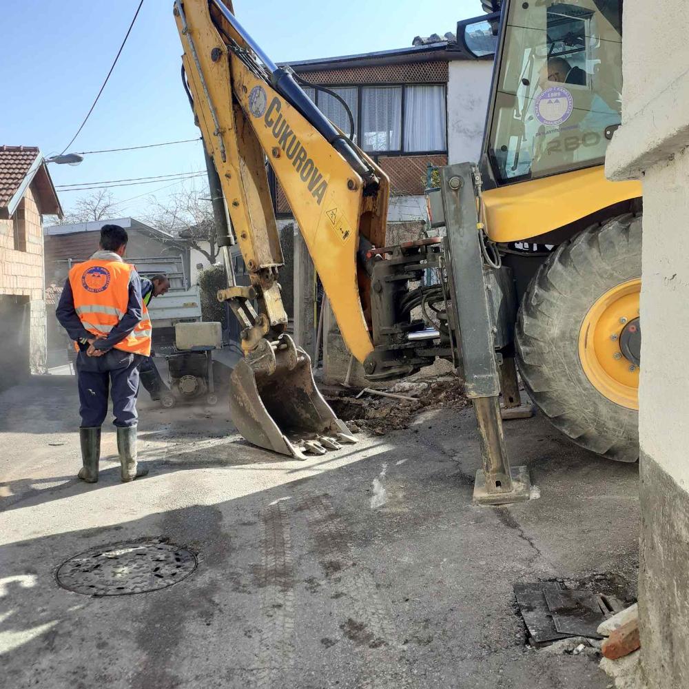 Služba za održavanje kanalizacione mreže i objekata: RADOVI NA KANALIZACIONOJ MREŽI