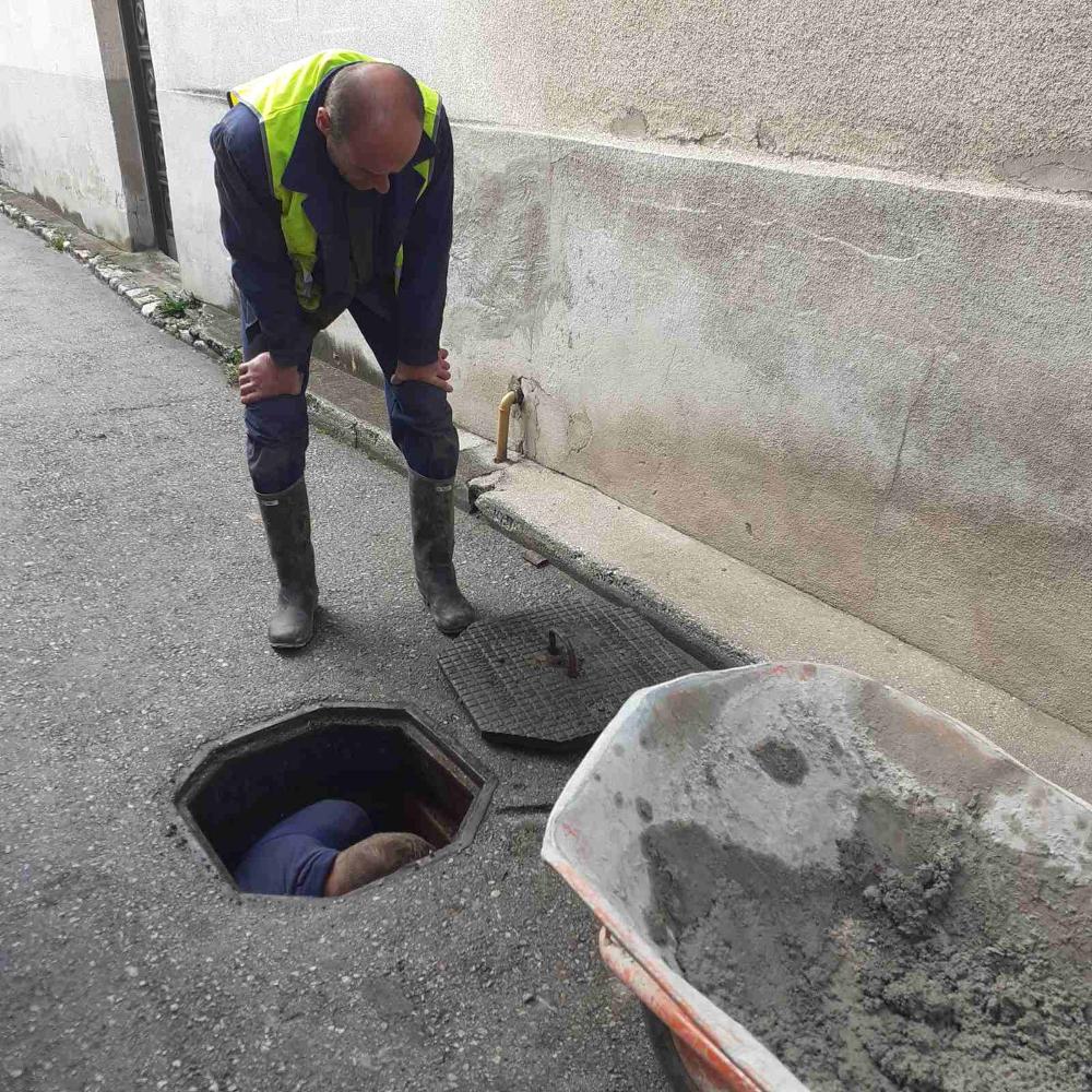 Služba za održavanje kanalizacione mreže i objekata: RADOVI NA KANALIZACIONOJ MREŽI