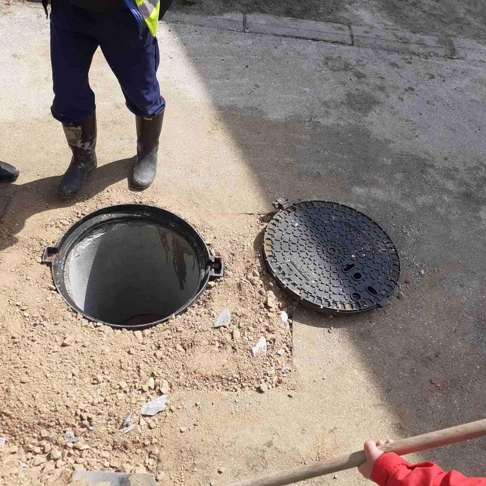 Služba za održavanje kanalizacione mreže i objekata: RADOVI NA KANALIZACIONOJ MREŽI