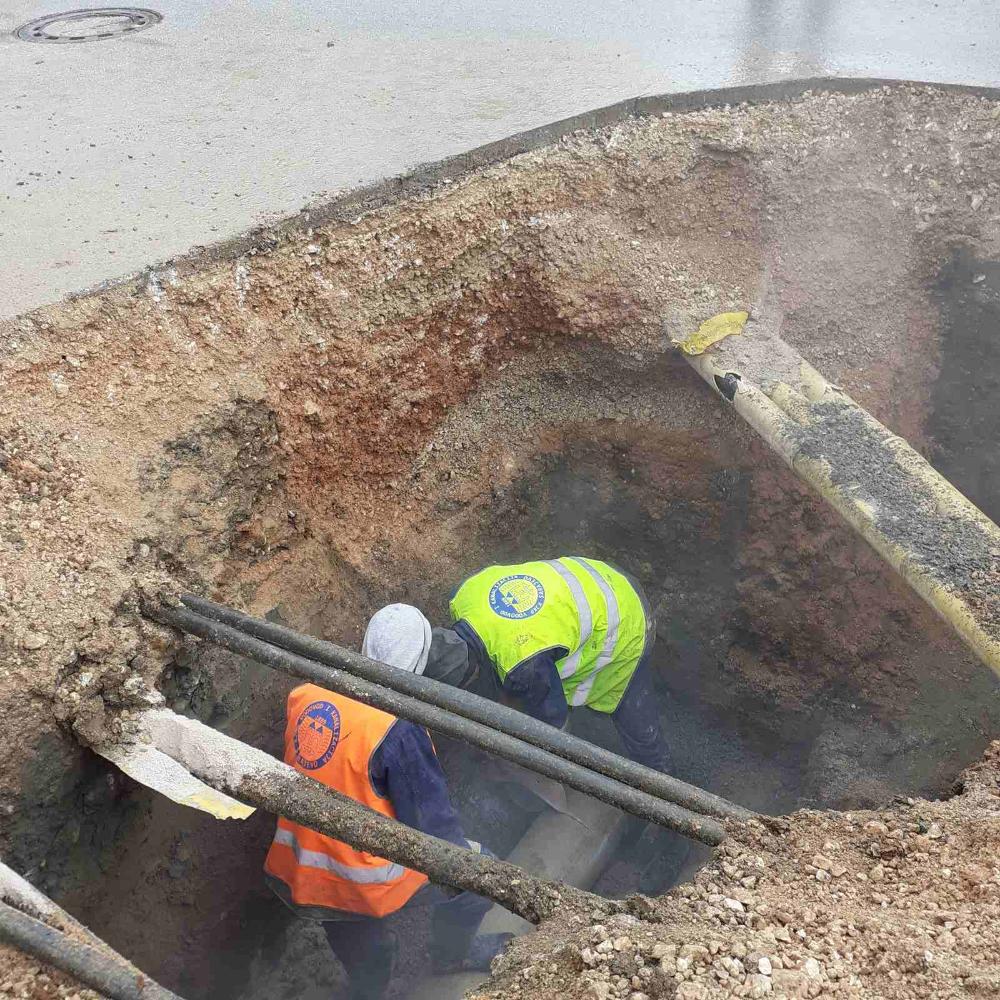 Služba za održavanje kanalizacione mreže i objekata: IZRADA KANALIZACIONIH PRIKLJUČAKA