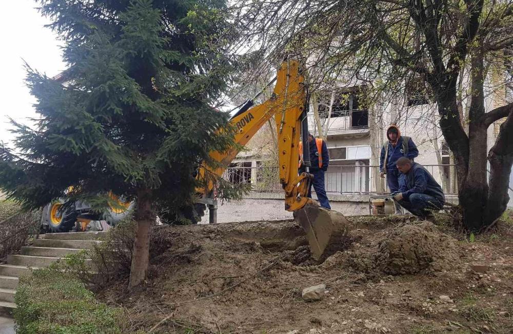 Služba za održavanje vodovodne mreže i objekata:  RADOVI NA VODOVODNOJ MREŽI