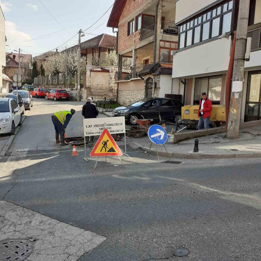 Služba za održavanje kanalizacione mreže i objekata: RADOVI NA KANALIZACIONOJ MREŽI