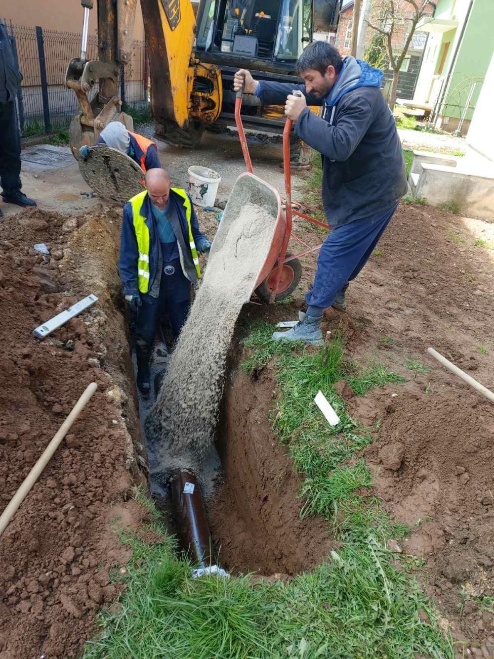 Služba za održavanje kanalizacione mreže i objekata: RADOVI NA KANALIZACIONOJ MREŽI