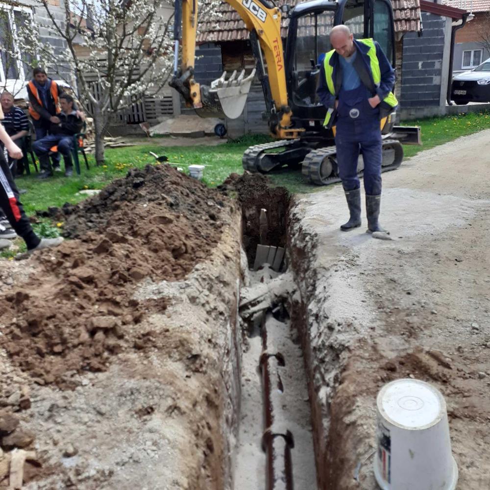 Služba za održavanje kanalizacione mreže i objekata: RADOVI NA KANALIZACIONOJ MREŽI