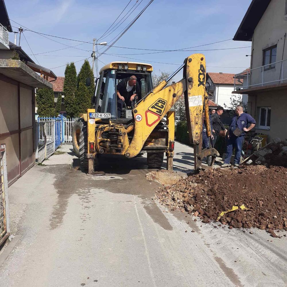 Služba za održavanje kanalizacione mreže i objekata: RADOVI NA KANALIZACIONOJ MREŽI