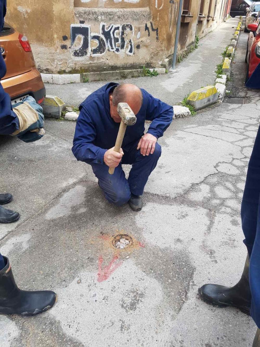 Služba za održavanje vodovodne mreže i objekata:  RADOVI NA VODOVODNOJ MREŽI