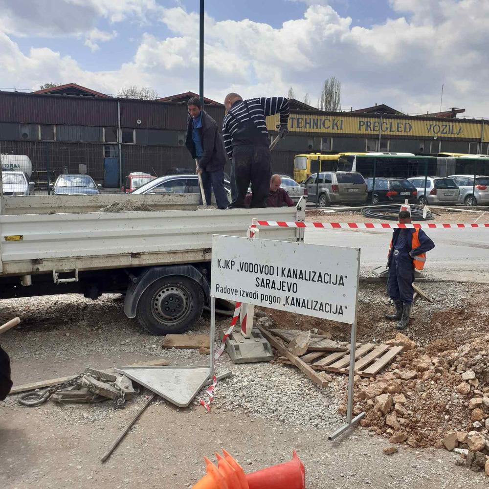 Služba za održavanje kanalizacione mreže i objekata: RADOVI NA KANALIZACIONOJ MREŽI