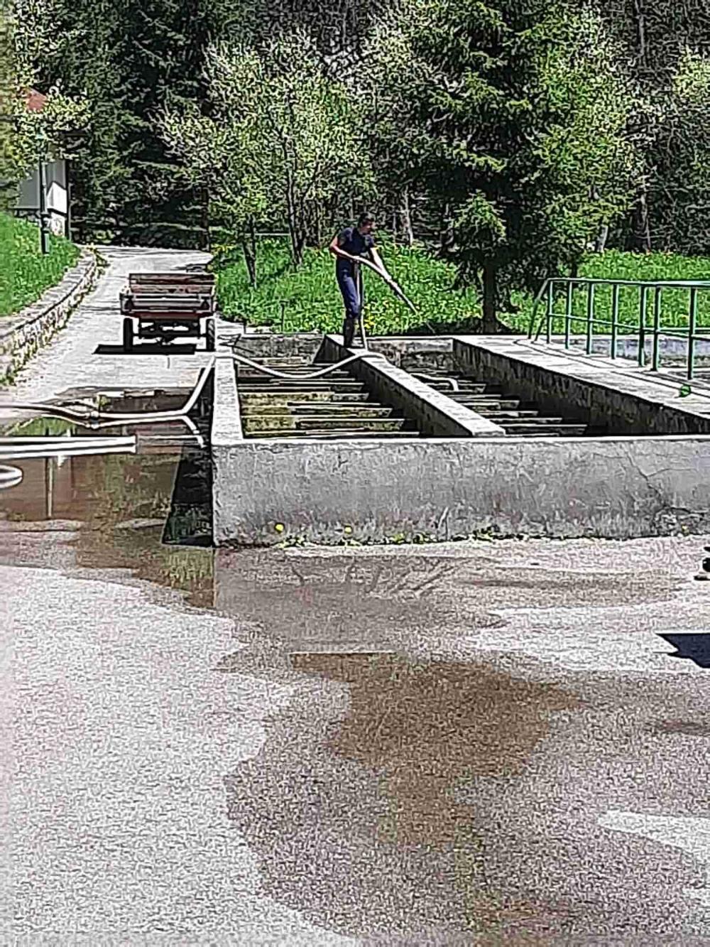 Vrelo Mošćanica: ČIŠĆENJE I DEZINFEKCIJA KOMORA I TALOŽNIKA