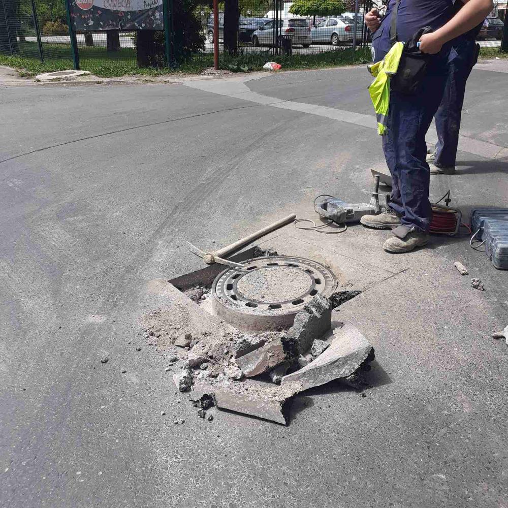 Služba za održavanje kanalizacione mreže i objekata: RADOVI NA KANALIZACIONOJ MREŽI