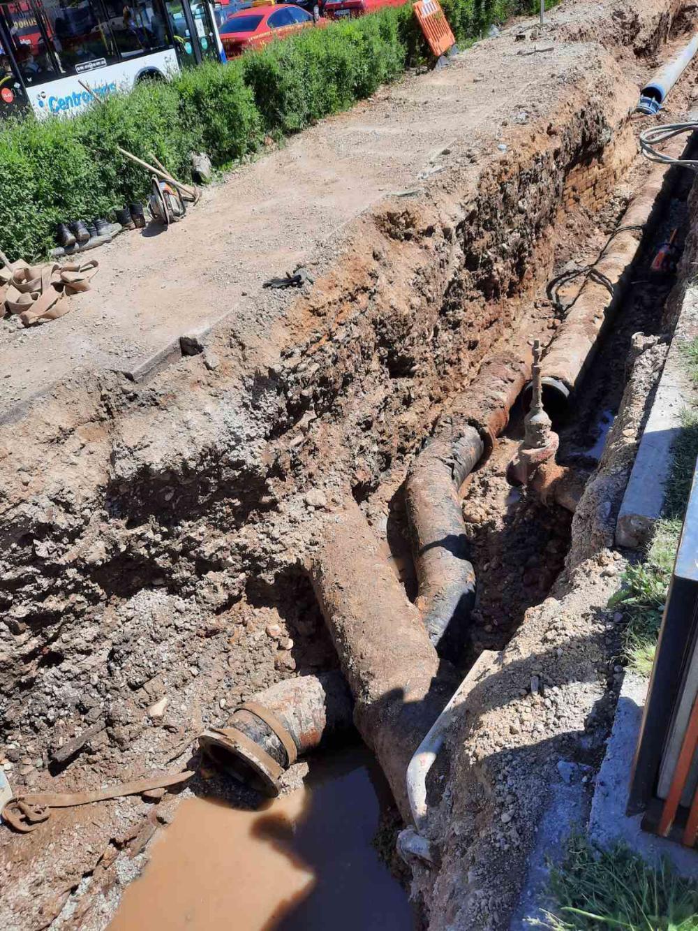 Služba za održavanje vodovodne mreže i objekata:  RADOVI NA VODOVODNOJ MREŽI