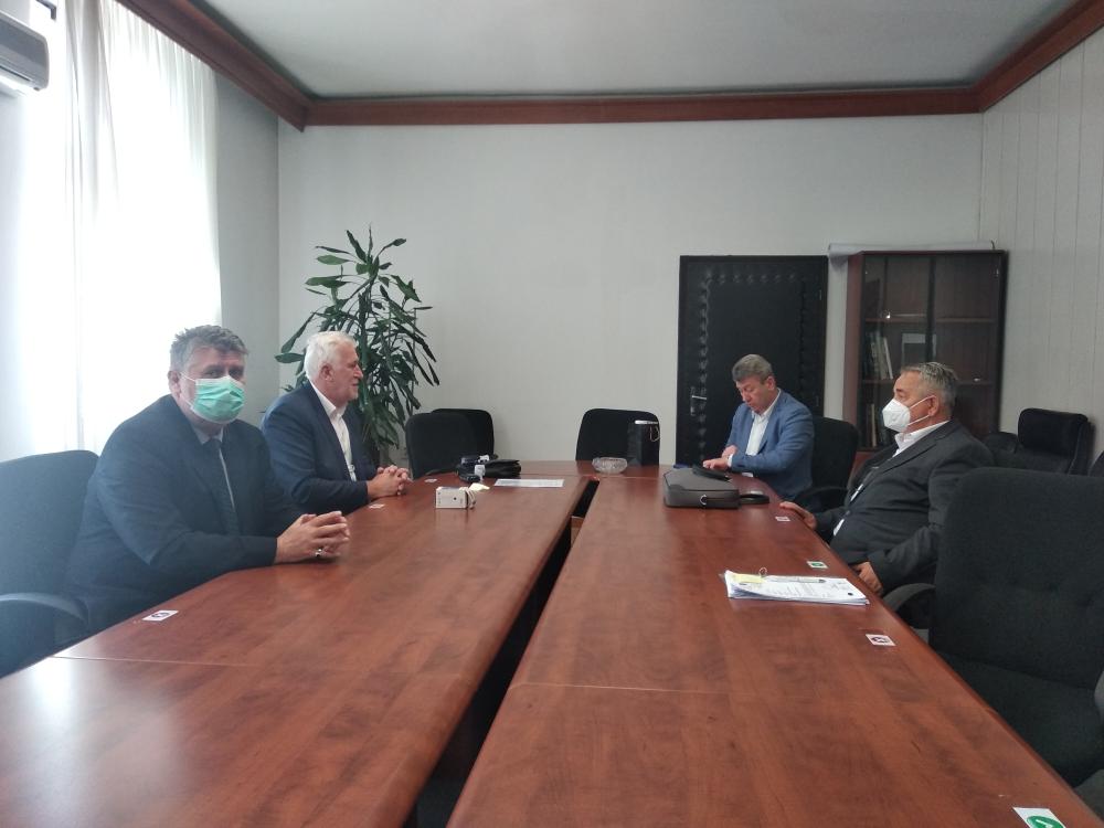  Ministar Hadžiahmetović zaključio sporazume o realizaciji projekata vodosnabdijevanja i odvodnje otpadnih voda u općinama Stari Grad, Hadžići i Trnovo