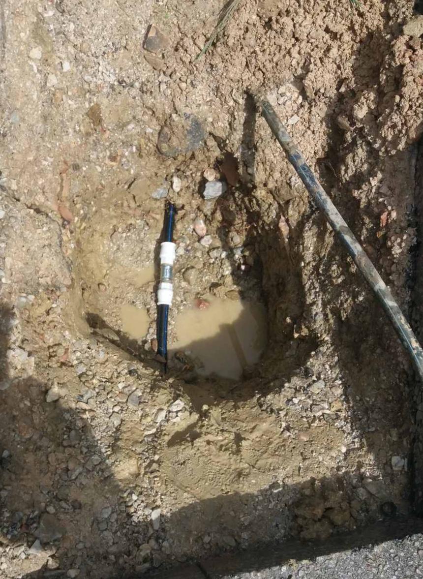 Služba za održavanje vodovodne mreže i objekata:  RADOVI NA VODOVODNOJ MREŽI