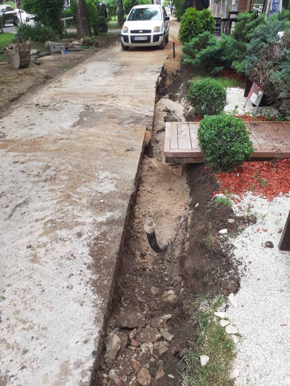 Služba za održavanje vodovodne mreže i objekata:  RADOVI NA VODOVODNOJ MREŽI
