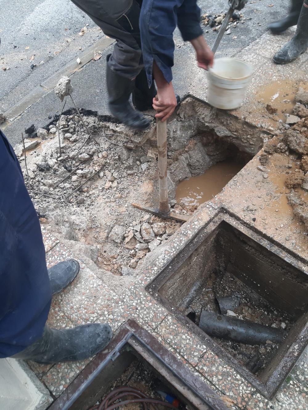 Služba za održavanje vodovodne mreže i objekata:  RADOVI NA VODOVODNOJ MREŽI
