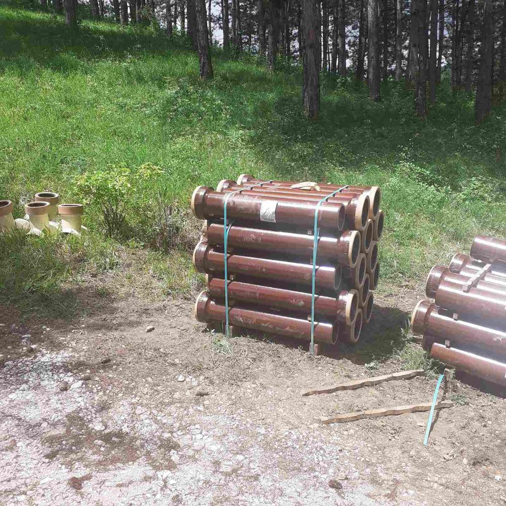 Služba za održavanje kanalizacione mreže i objekata:  RADOVI NA KANALIZACIONOJ MREŽI