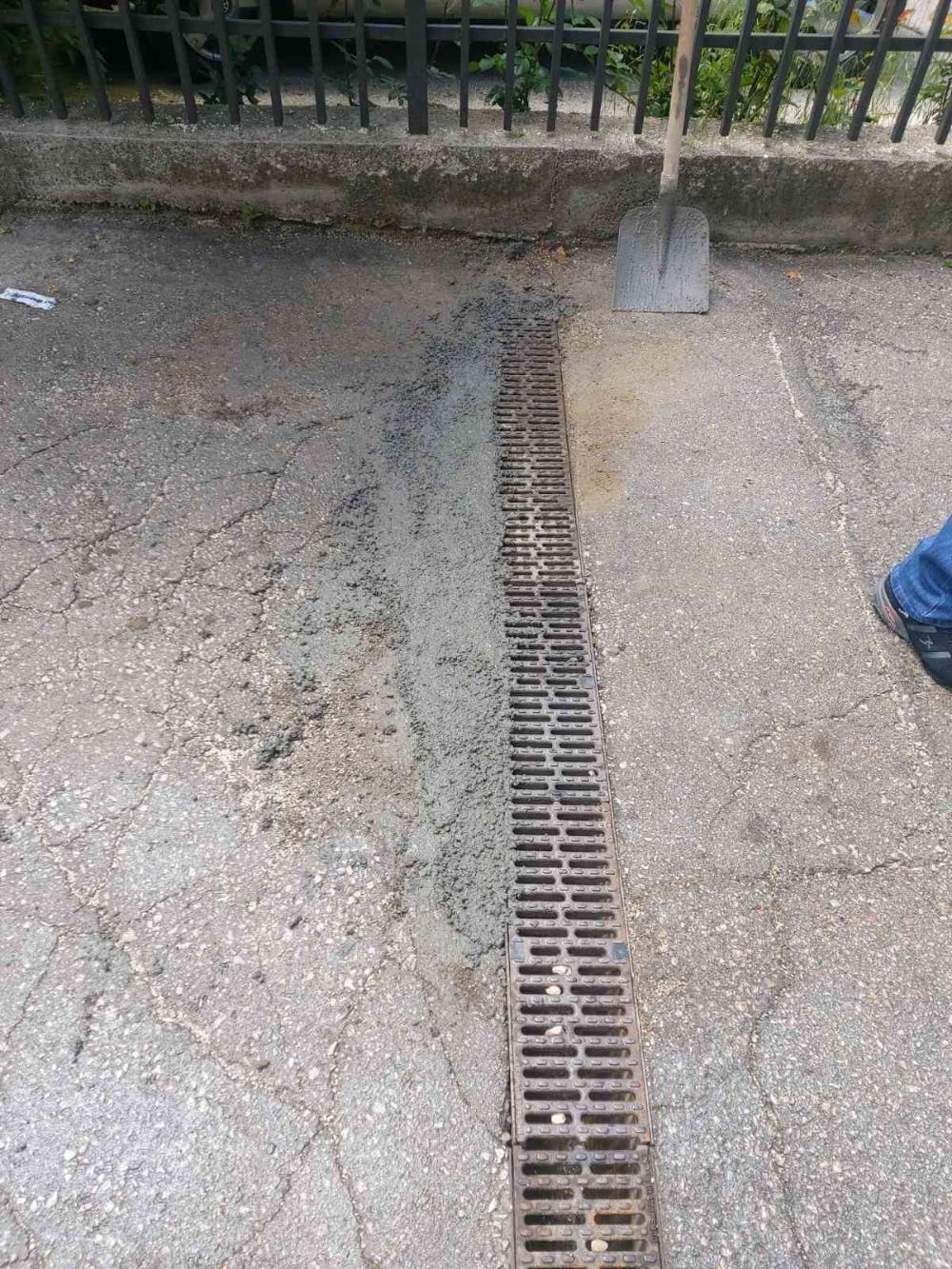 Služba za održavanje kanalizacione mreže i objekata:  RADOVI NA KANALIZACIONOJ MREŽI