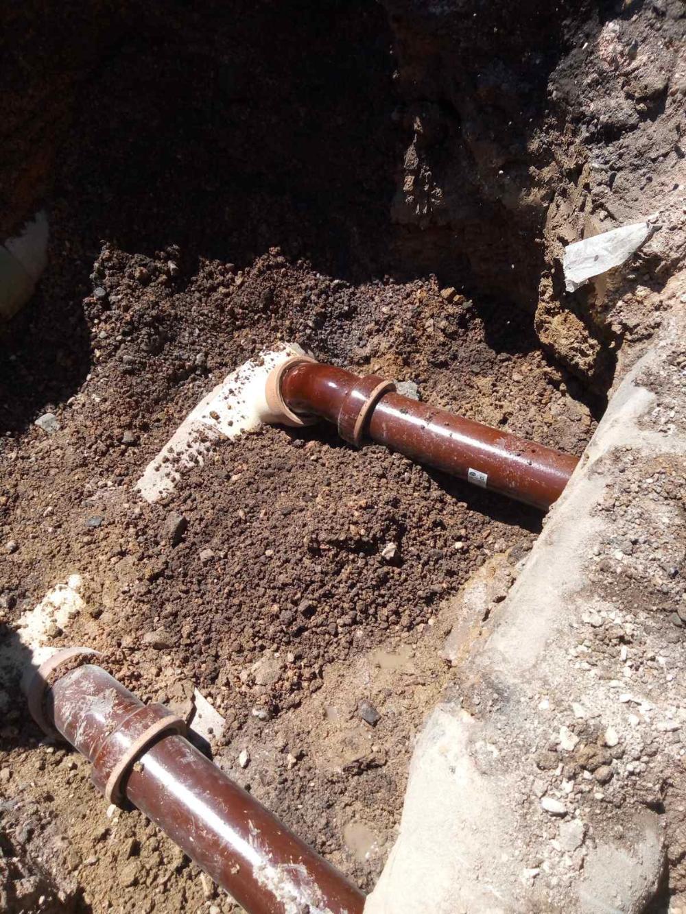 Služba za održavanje kanalizacione mreže i objekata:  RADOVI NA KANALIZACIONOJ MREŽI