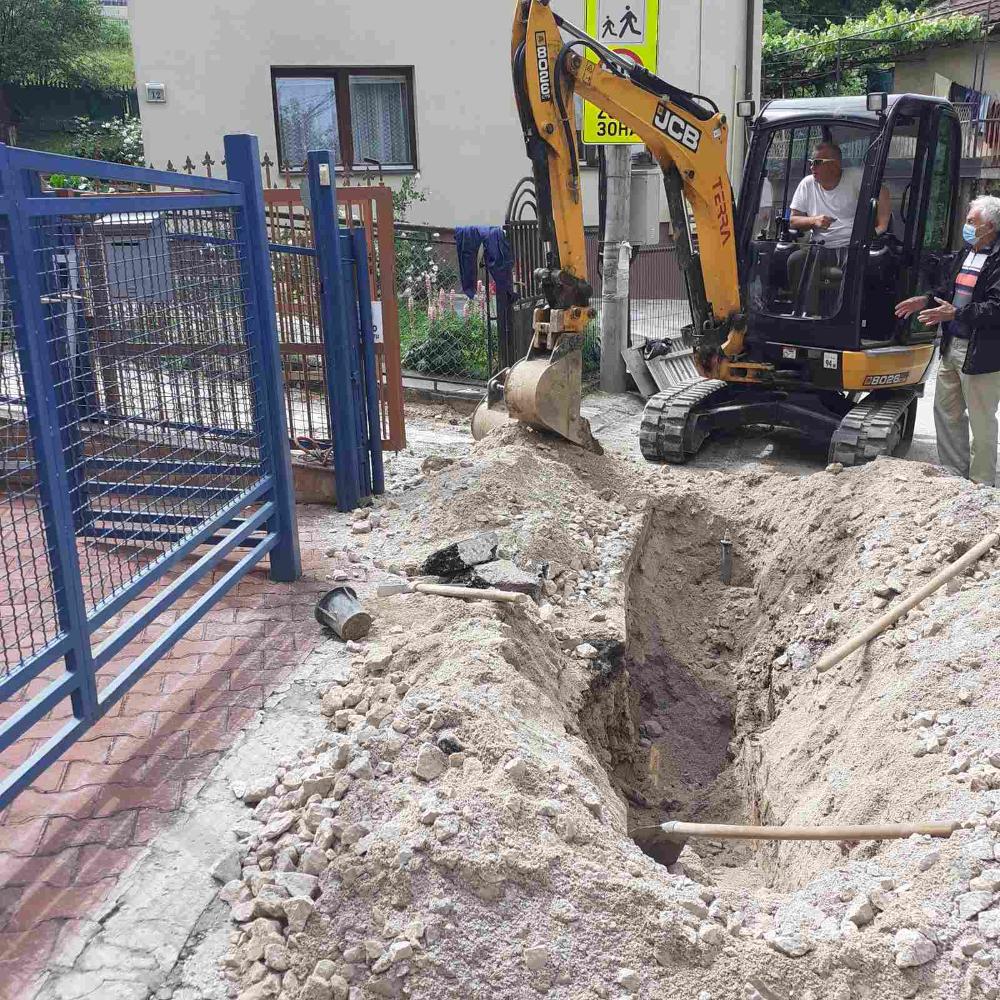 Služba za održavanje kanalizacione mreže i objekata: IZRADA I MONTAŽA SEPARATNIH PRIKLJUČAKA