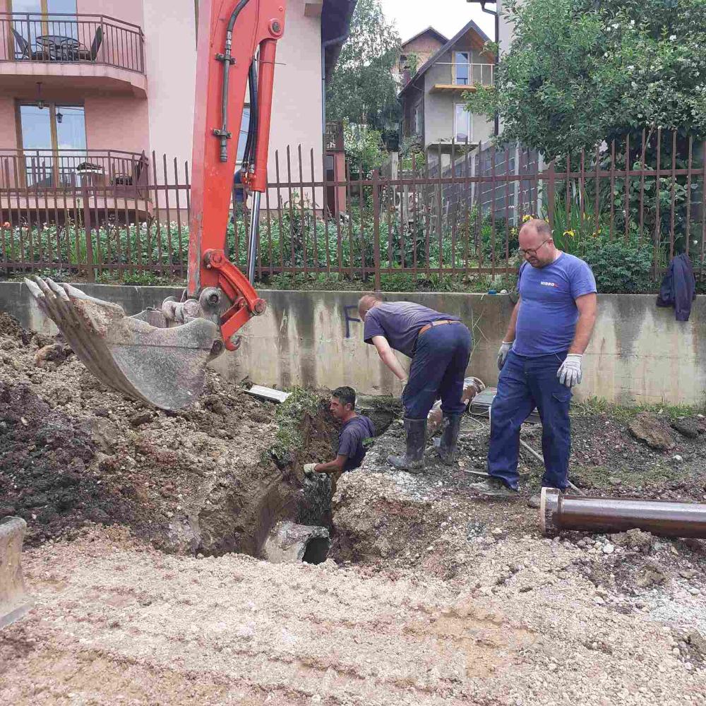 Služba za održavanje kanalizacione mreže i objekata: IZRADA I MONTAŽA SEPARATNIH PRIKLJUČAKA