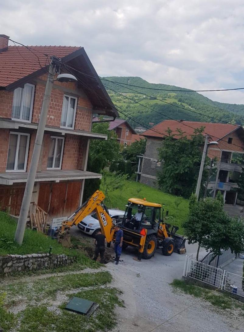 Služba za održavanje vodovodne mreže i objekata:  RADOVI NA VODOVODNOJ MREŽI