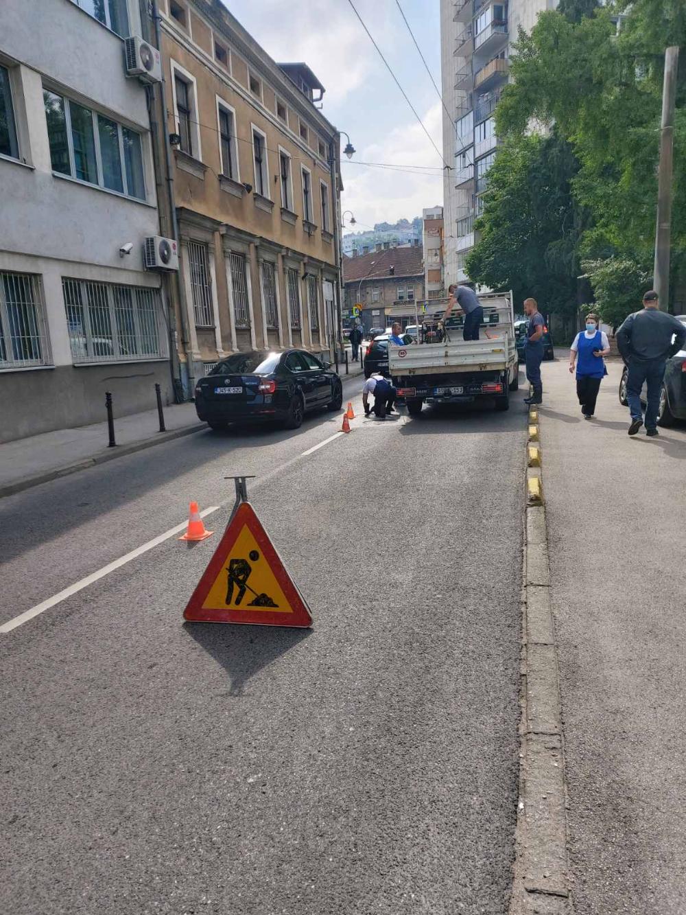 Služba za održavanje kanalizacione mreže i objekata:  RADOVI NA KANALIZACIONOJ MREŽI