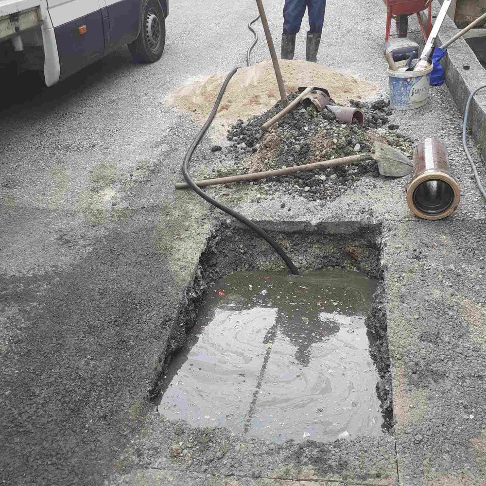 Služba za održavanje kanalizacione mreže i objekata:  RADOVI NA KANALIZACIONOJ MREŽI