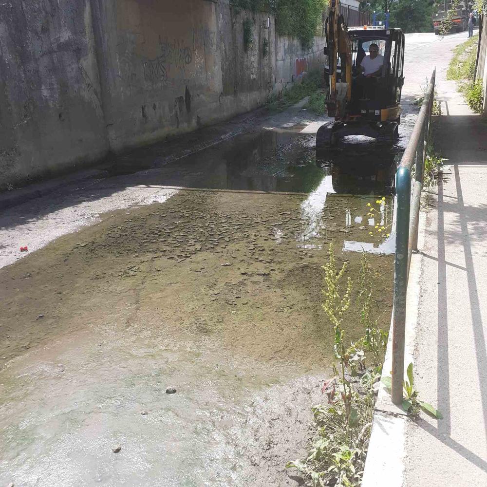 Služba za održavanje kanalizacione mreže i objekata:  RADOVI NA KANALIZACIONOJ MREŽI
