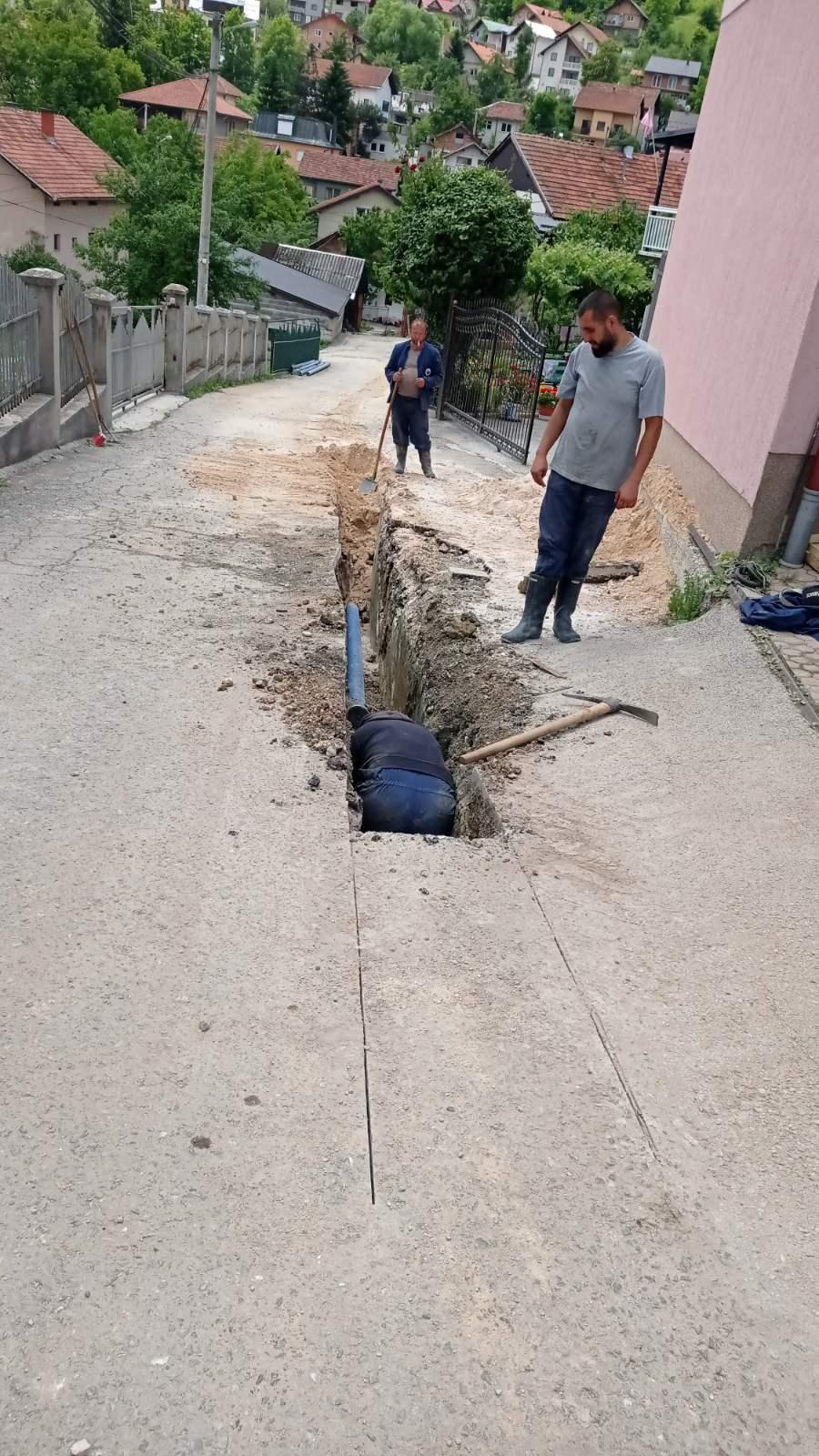 Služba za održavanje vodovodne mreže i objekata: POPRAVKE KVAROVA NA VODOVODNOJ MREŽI