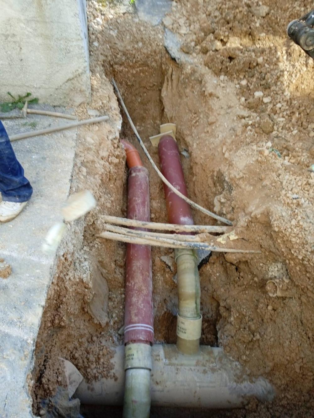 Služba za održavanje kanalizacione mreže i objekata:  RADOVI NA KANALIZACIONOJ MREŽI