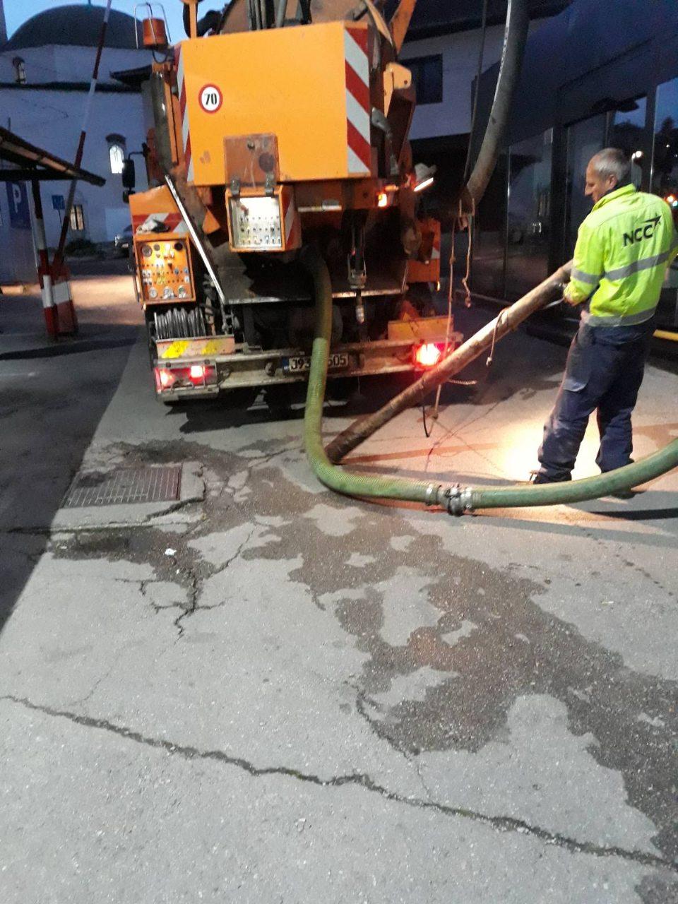 Služba za održavanje kanalizacione mreže i objekata:  RADOVI NA KANALIZACIONOJ MREŽI