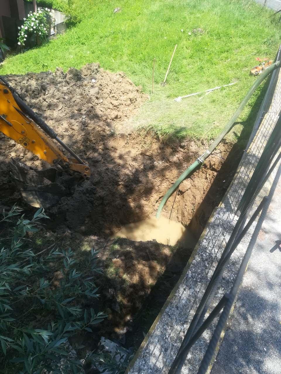Služba za održavanje kanalizacione mreže i objekata:  RADOVI NA KANALIZACIONOJ MREŽI