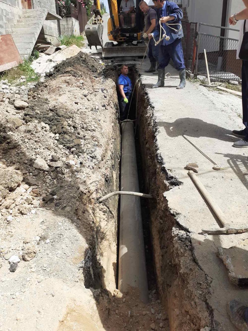 Služba za održavanje kanalizacione mreže i objekata: RADOVI NA KANALIZACIONOJ MREŽI