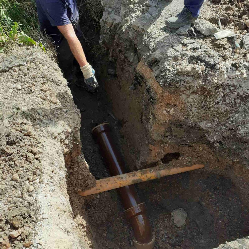 Služba za održavanje kanalizacione mreže i objekata: IZRADA I MONTAŽA SEPARATNIH PRIKLJUČAKA