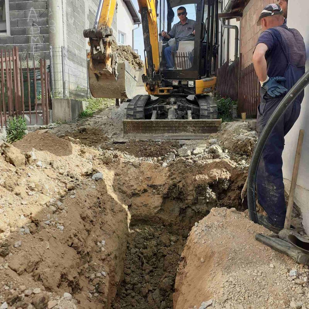 Služba za održavanje kanalizacione mreže i objekata: IZRADA I MONTAŽA SEPARATNIH PRIKLJUČAKA