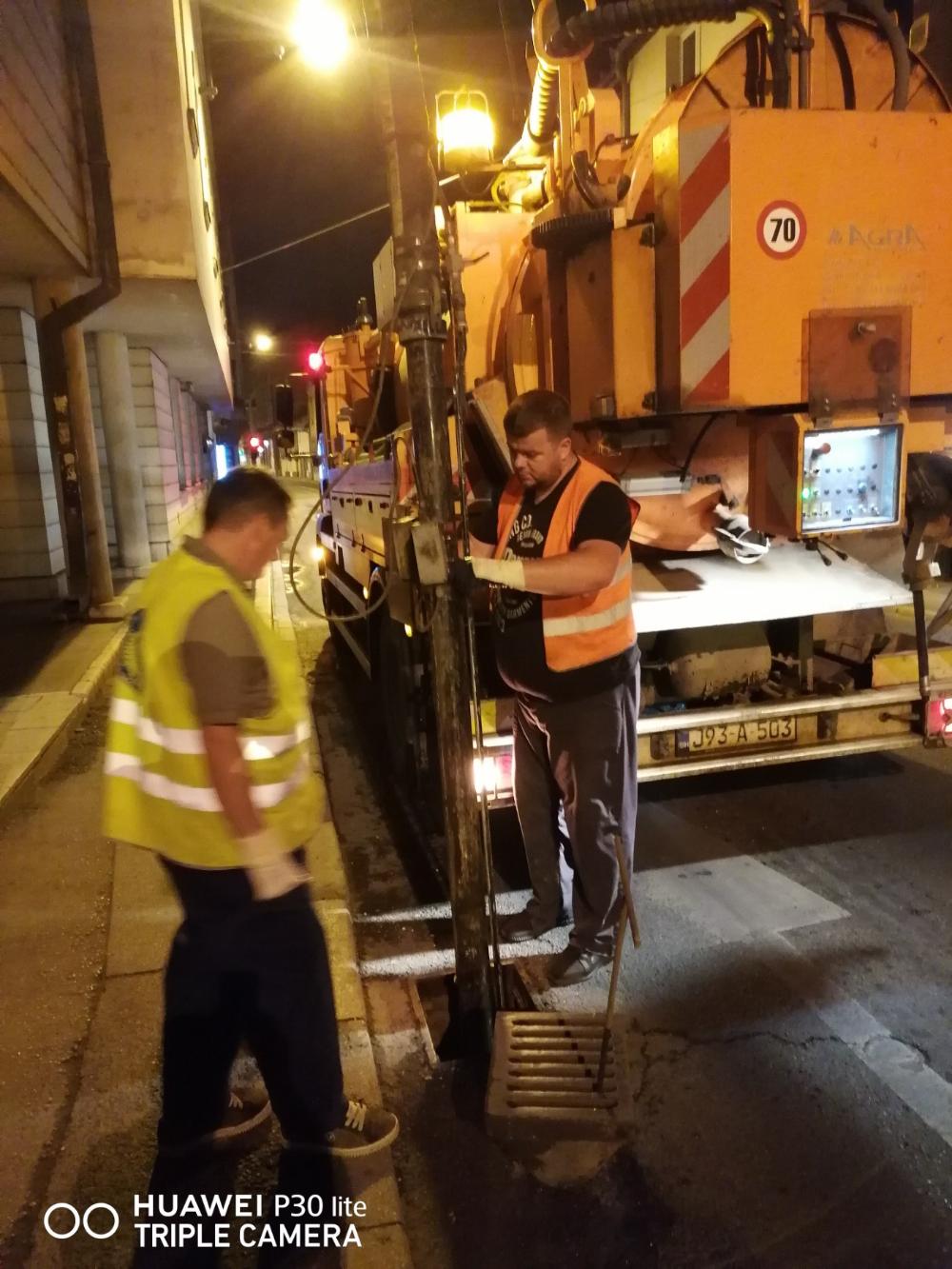 Služba održavanja kanalizacione mreže i objekata: RADOVI NA KANALIZACIONOJ MREŽI