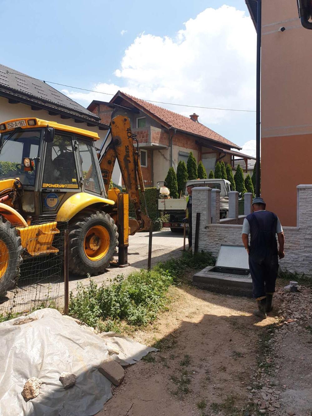 Služba za održavanje vodovodne mreže i objekata:  RADOVI NA VODOVODNOJ MREŽI
