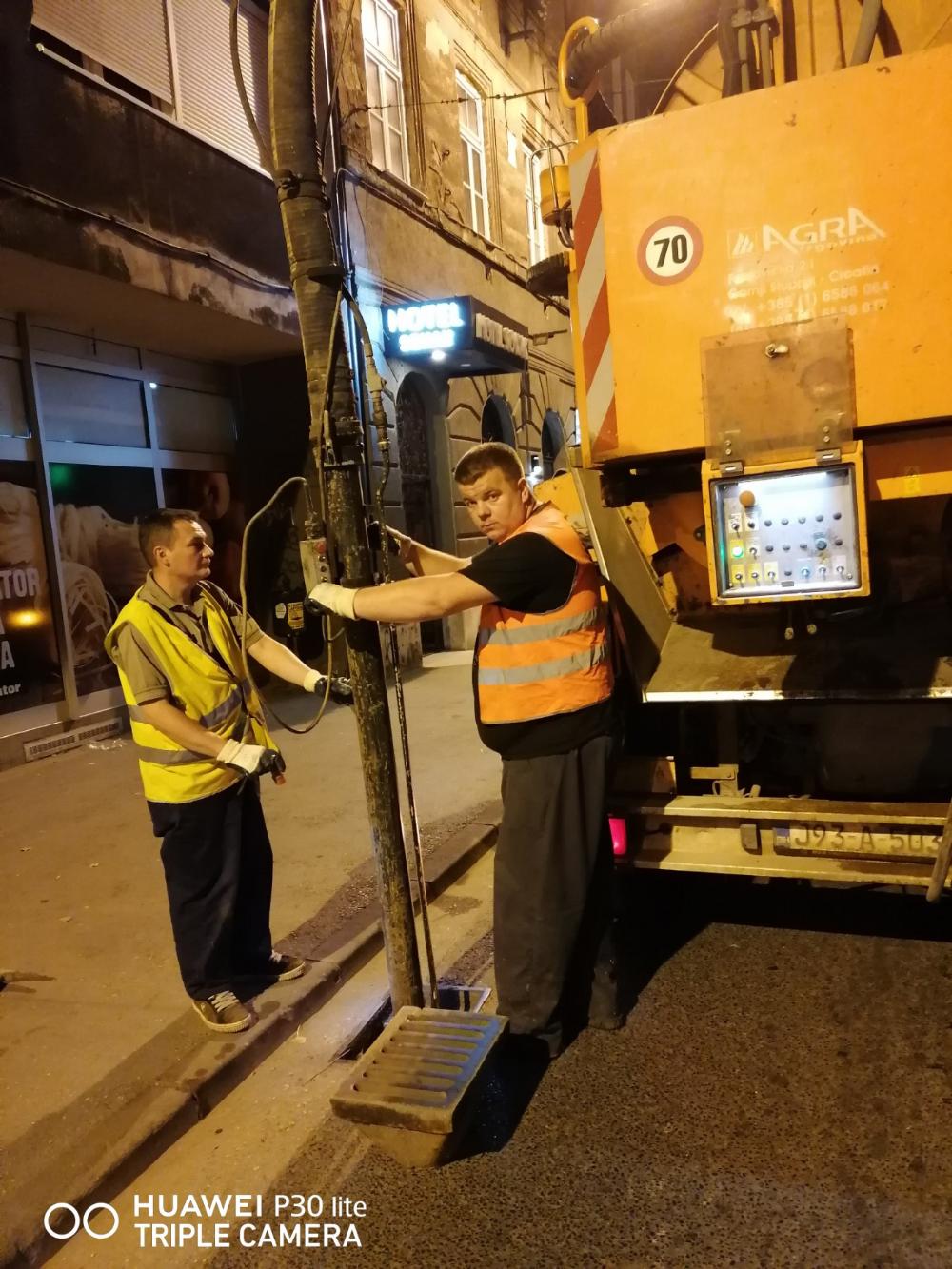 Služba održavanja kanalizacione mreže i objekata: RADOVI NA KANALIZACIONOJ MREŽI