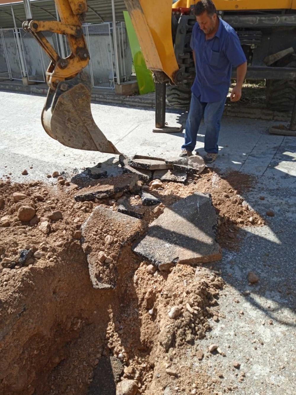 Služba održavanja kanalizacione mreže i objekata: RADOVI NA KANALIZACIONOJ MREŽI