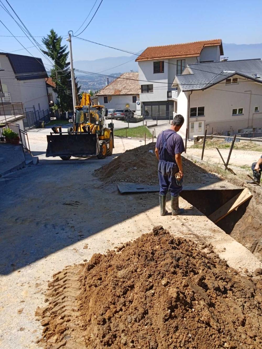 RADOVI NA KANALIZACIONOJ MREŽI