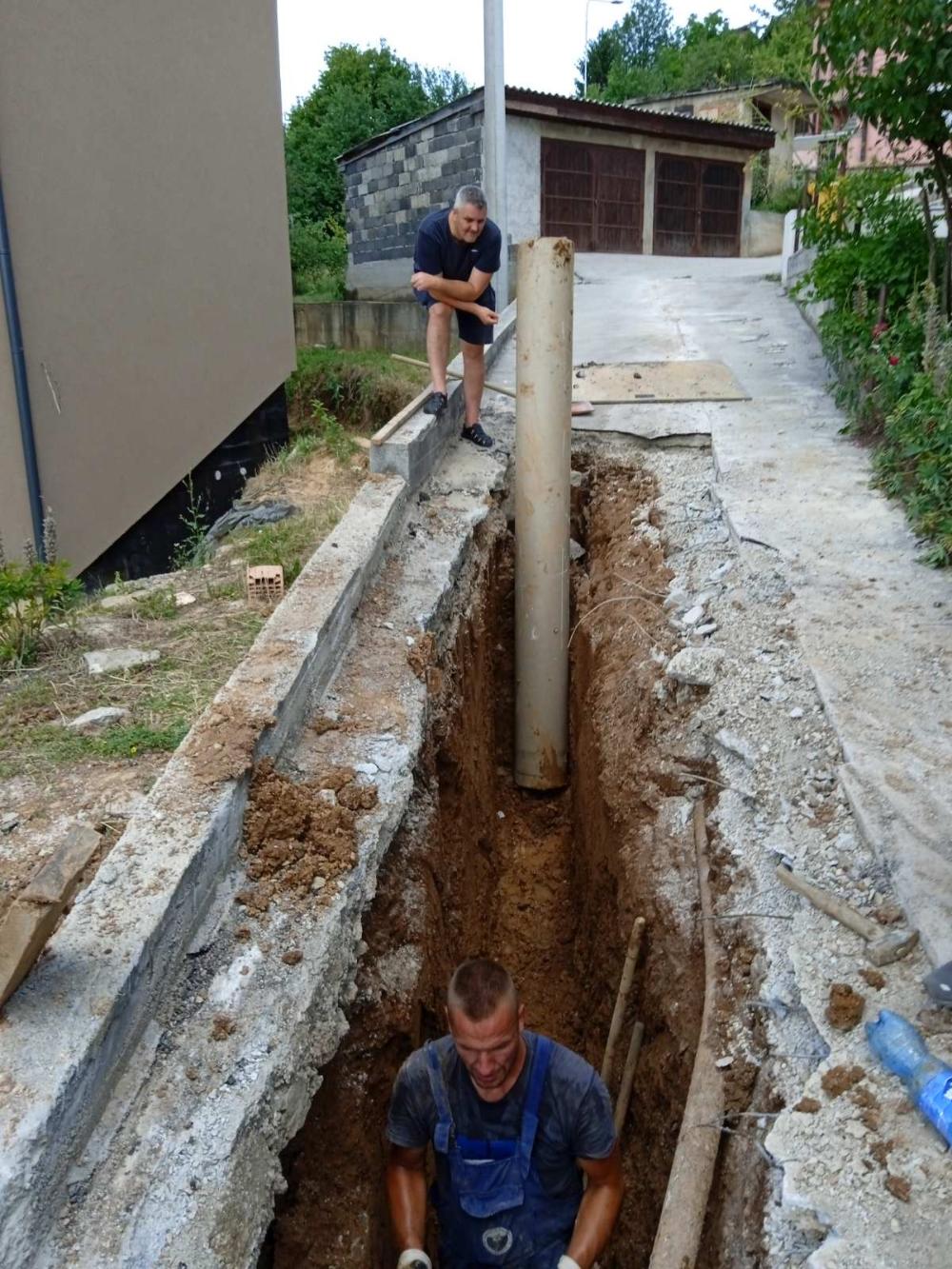 Služba održavanja kanalizacione mreže i objekata: RADOVI NA KANALIZACIONOJ MREŽI