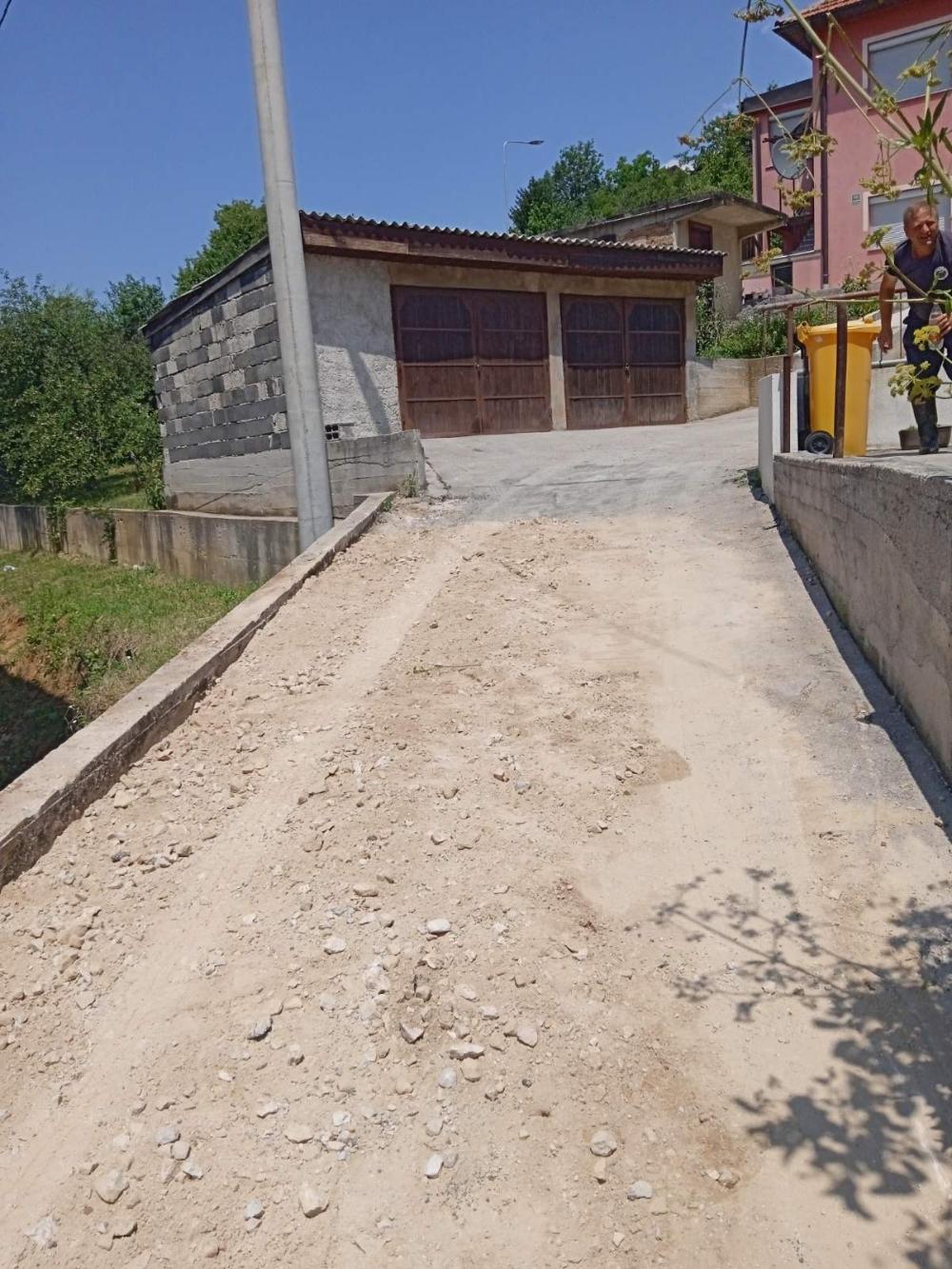 Služba održavanja kanalizacione mreže i objekata:  RADOVI NA KANALIZACIONOJ MREŽI