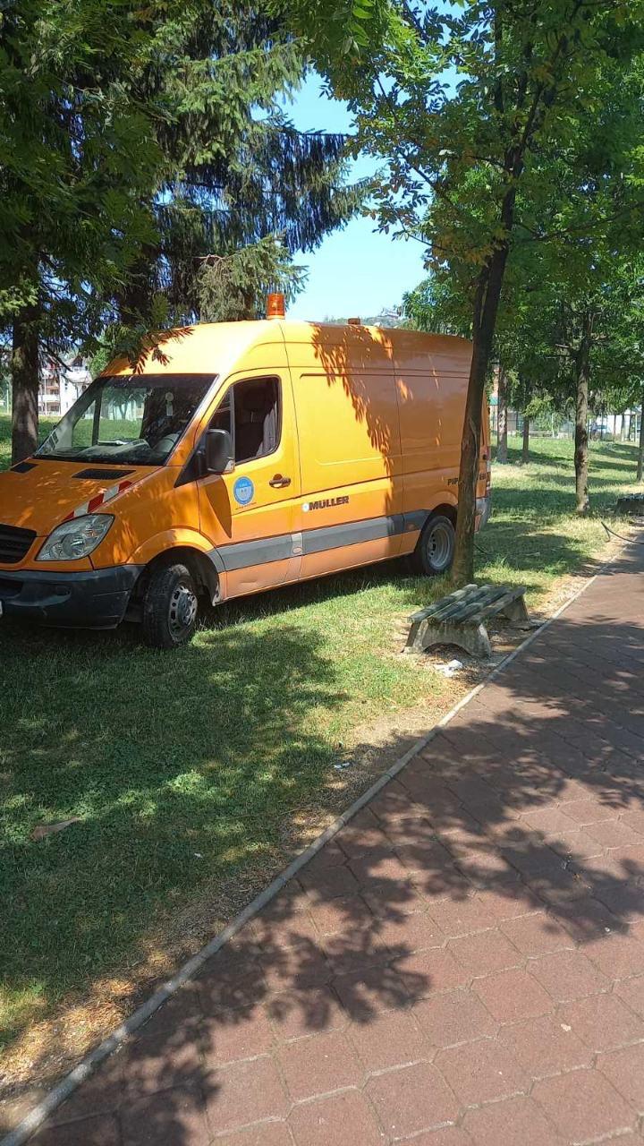 Služba održavanja kanalizacione mreže i objekata:  RADOVI NA KANALIZACIONOJ MREŽI