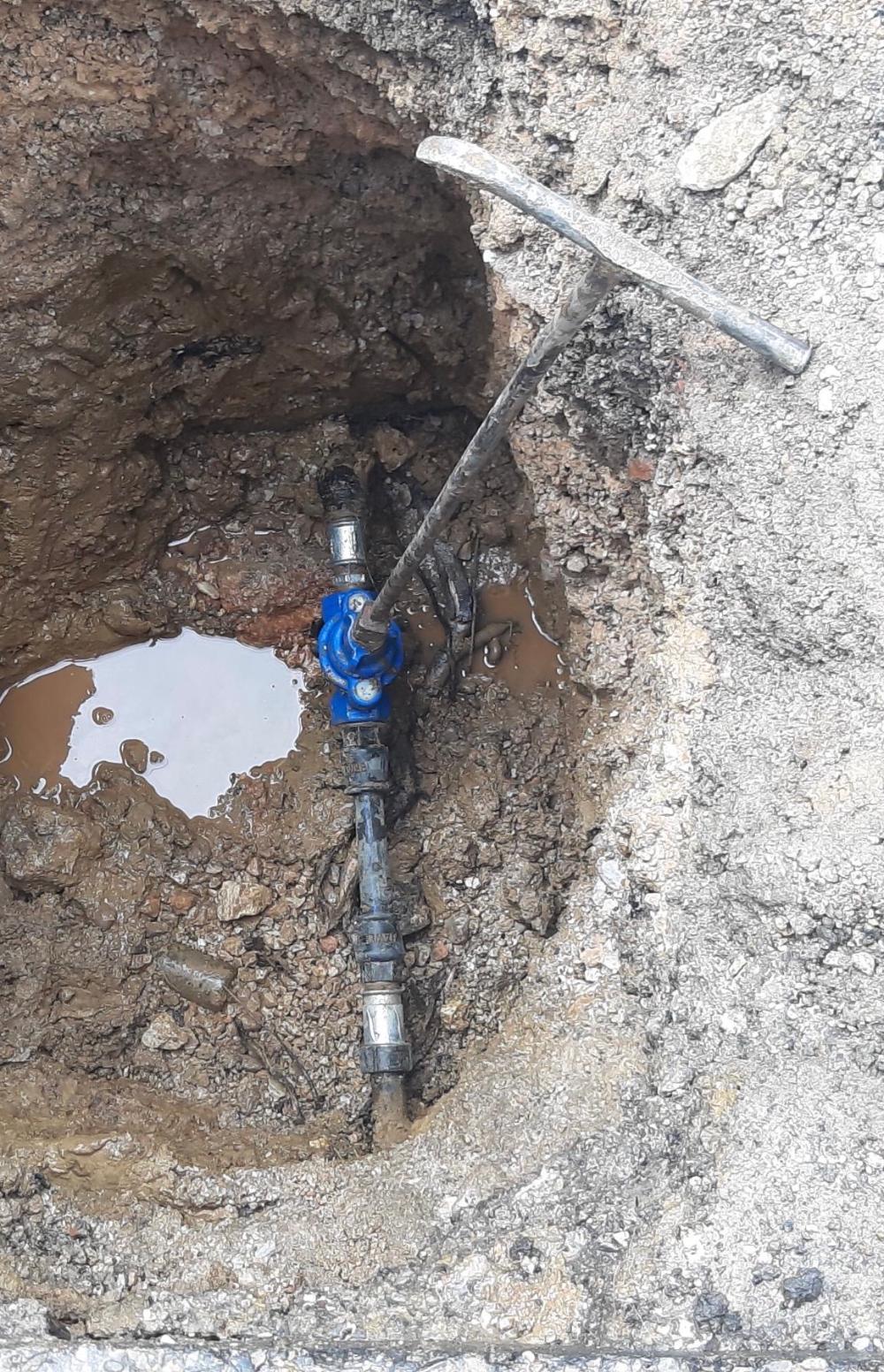 Služba za održavanje vodovodne mreže i objekata:  RADOVI NA VODOVODNOJ MREŽI