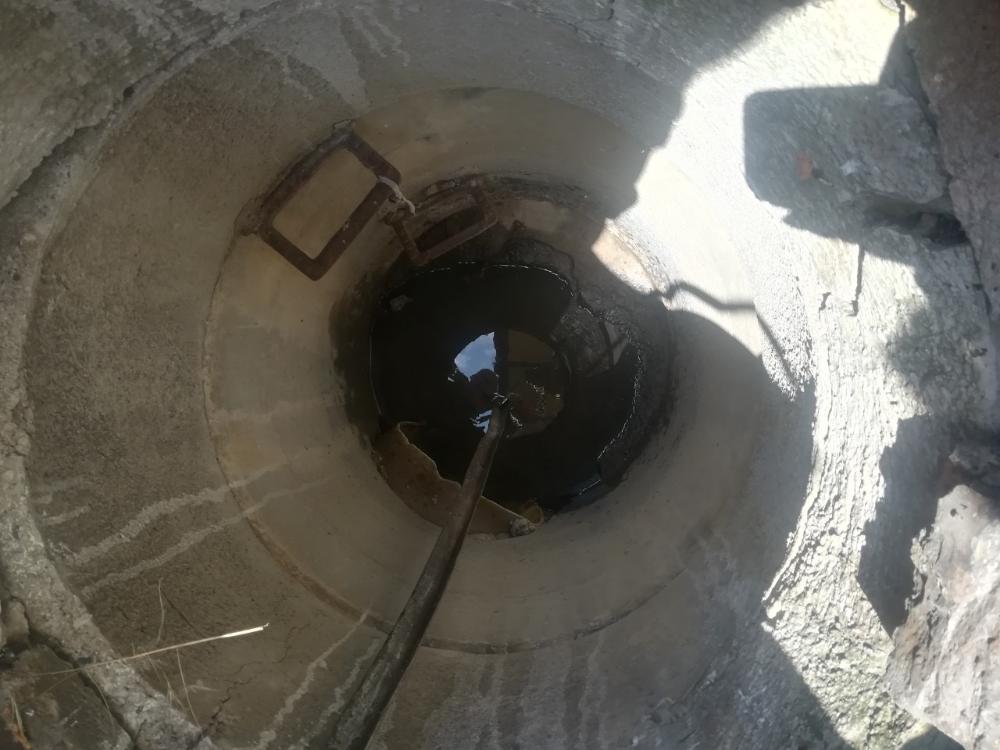 Služba održavanja kanalizacione mreže i objekata:  RADOVI NA KANALIZACIONOJ MREŽI