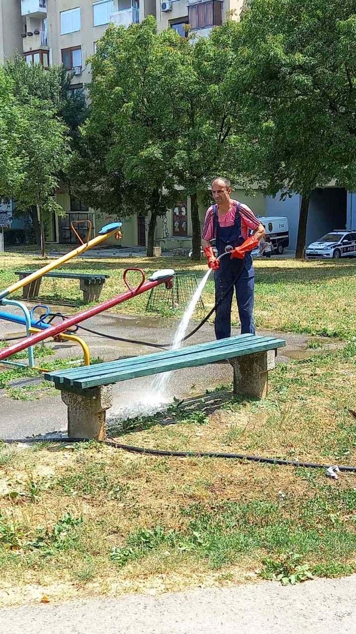 Služba održavanja kanalizacione mreže i objekata:  RADOVI NA KANALIZACIONOJ MREŽI