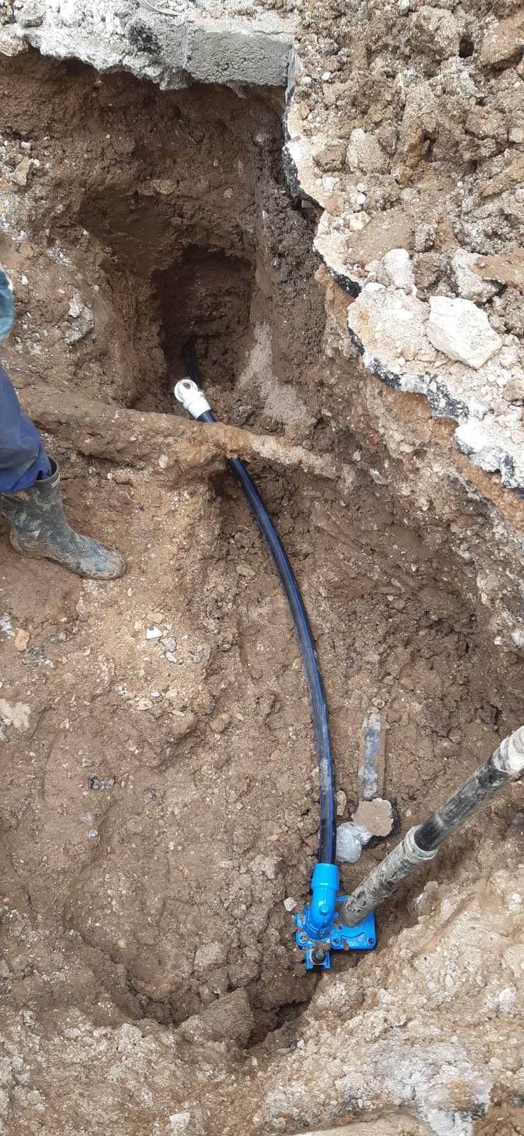 Služba za održavanje vodovodne mreže i objekata:  RADOVI NA VODOVODNOJ MREŽI