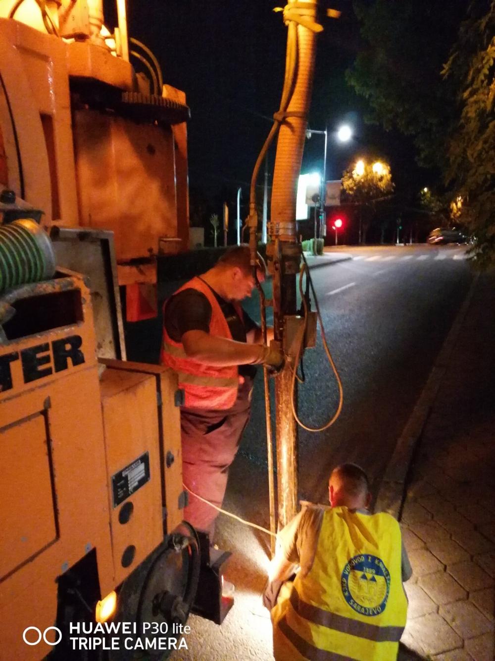 Služba održavanja kanalizacione mreže i objekata:  RADOVI NA KANALIZACIONOJ MREŽI