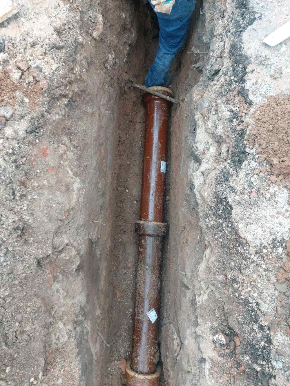 Služba održavanja kanalizacione mreže i objekata:  RADOVI NA KANALIZACIONOJ MREŽI