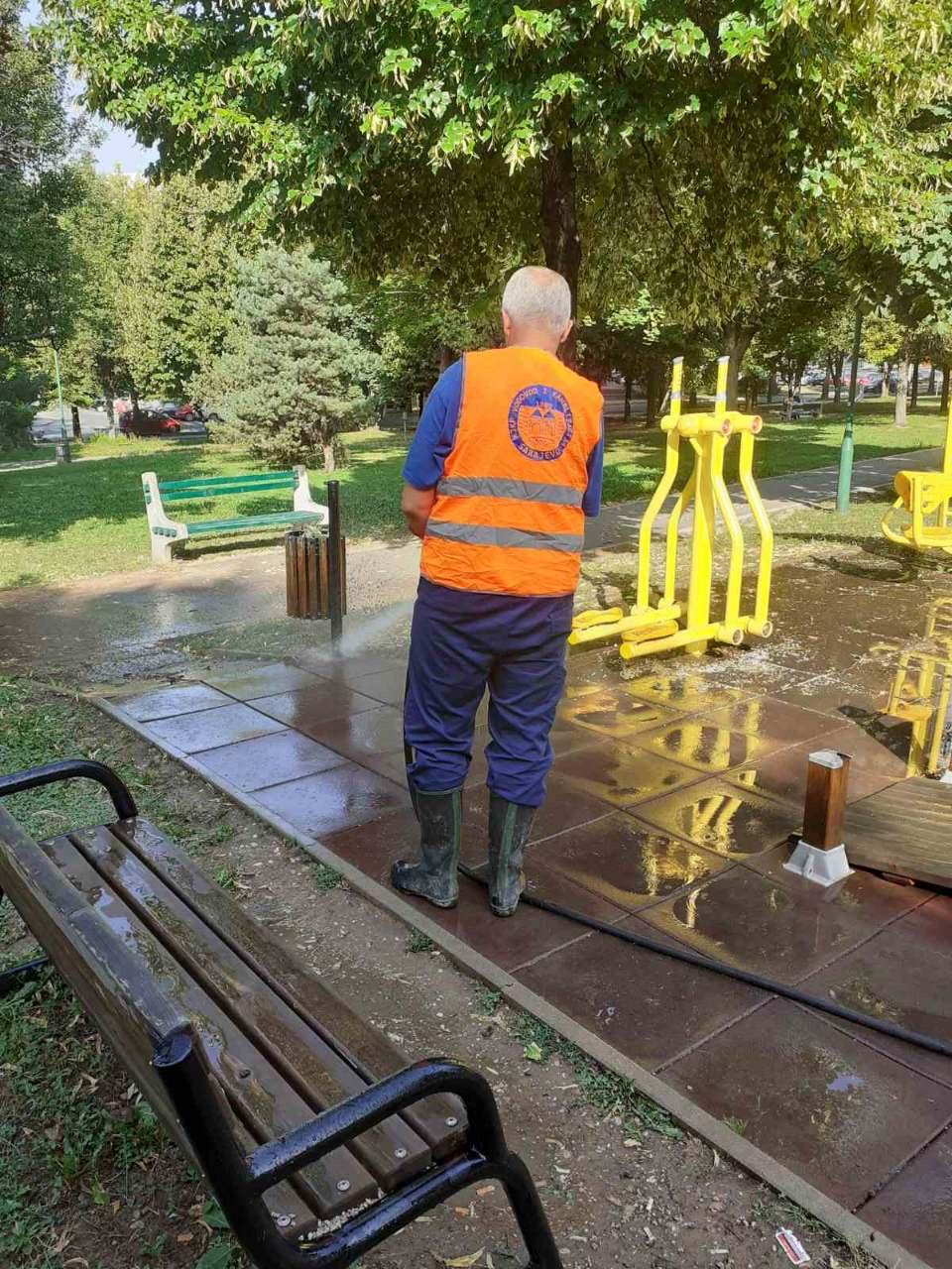 Služba održavanja kanalizacione mreže i objekata:  RADOVI NA KANALIZACIONOJ MREŽI
